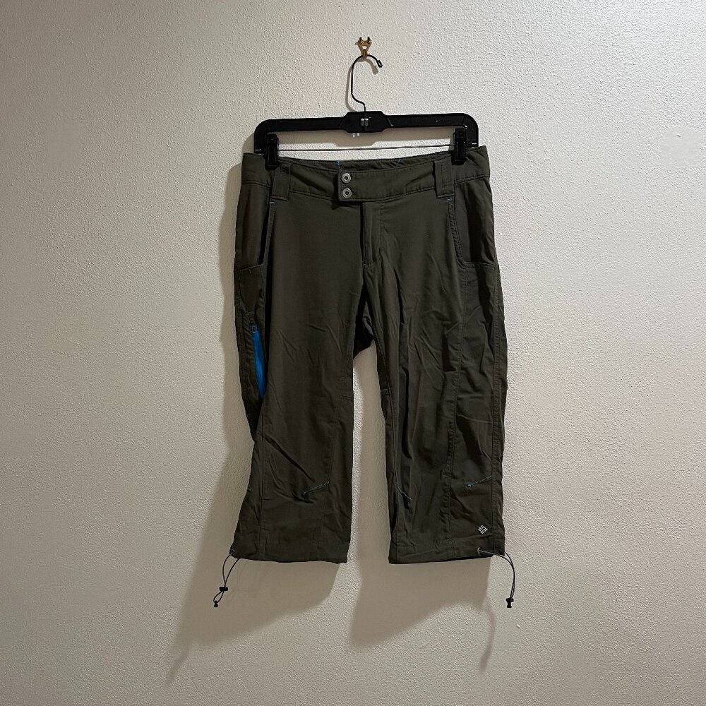 COLUMBIA Omni-Shield Women's Khaki-Green Capris - Size 6